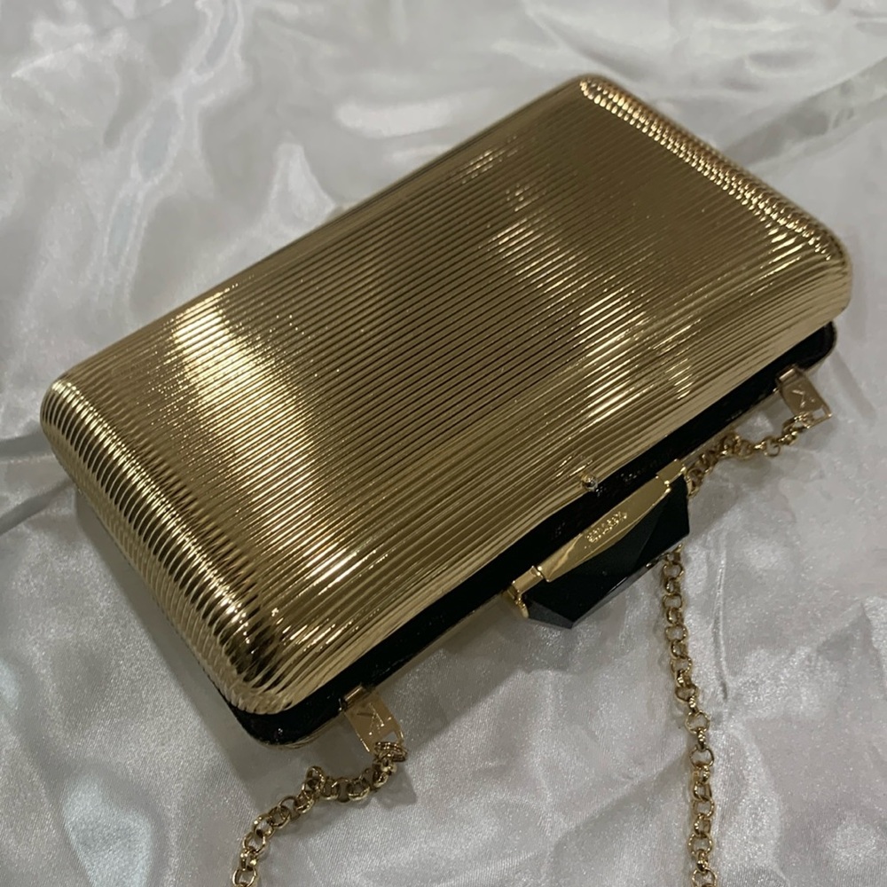 NWT Kotur Miniature Gold clutch